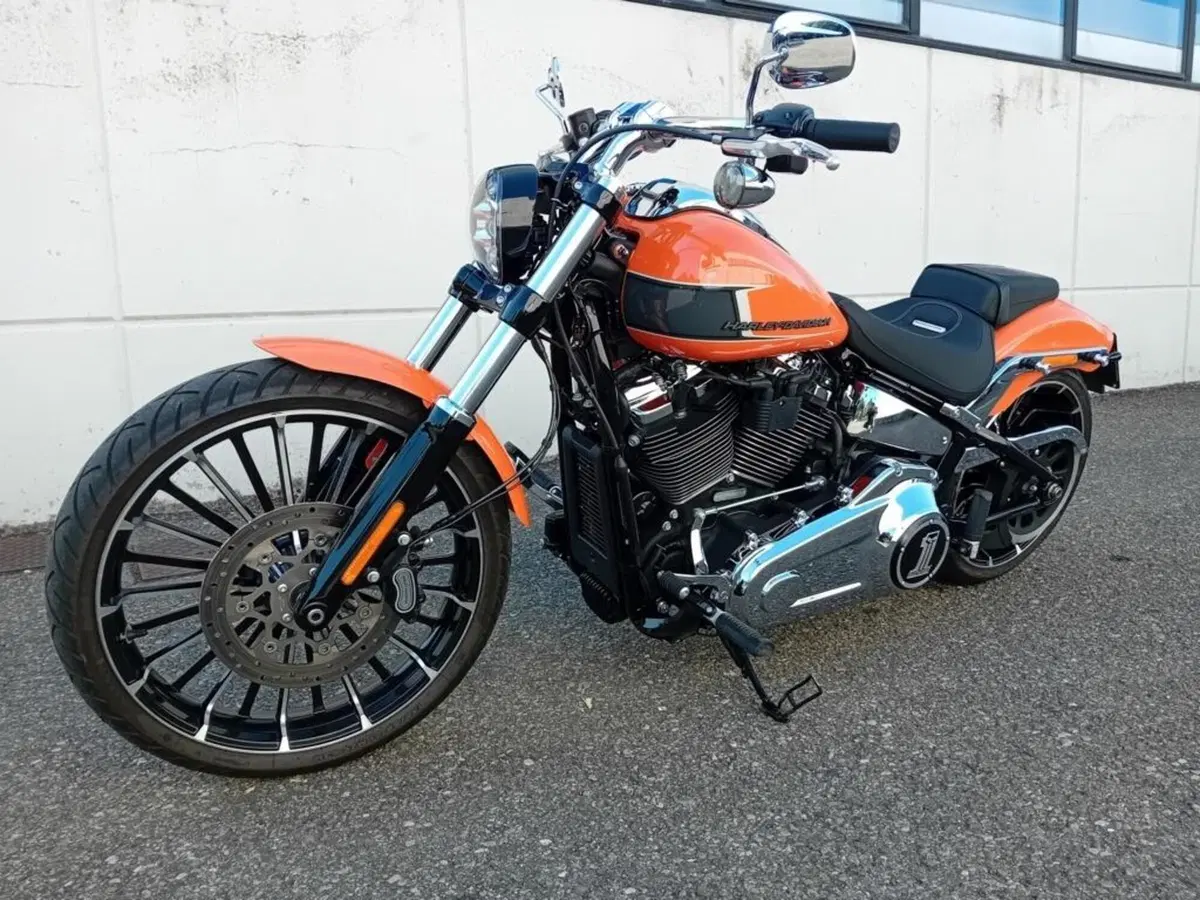 Harley-Davidson Breakout 117 (2023 - 24) (3)