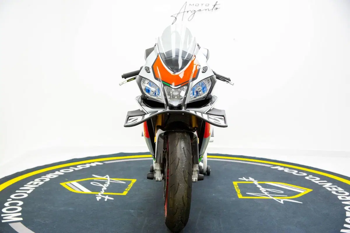 Aprilia RSV4 RF (2017 - 19) (7)