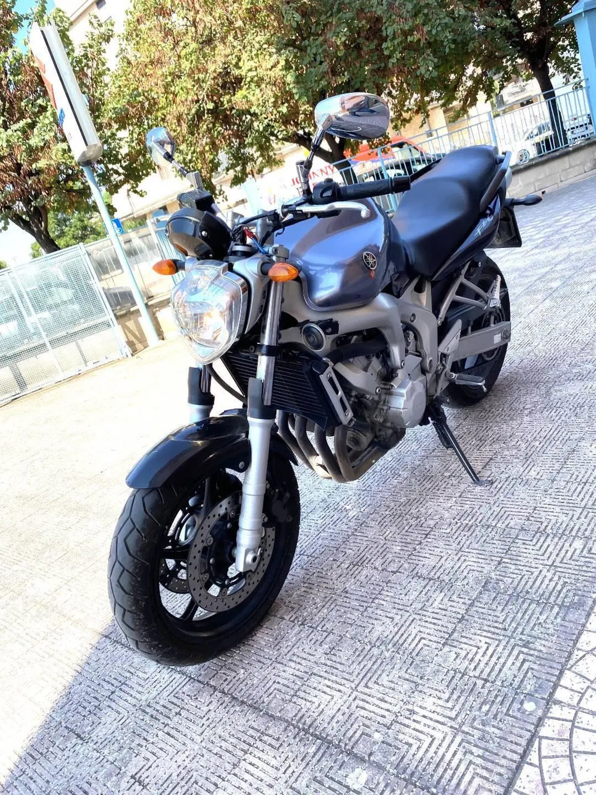 Yamaha FZ6 (2004 - 07) (4)