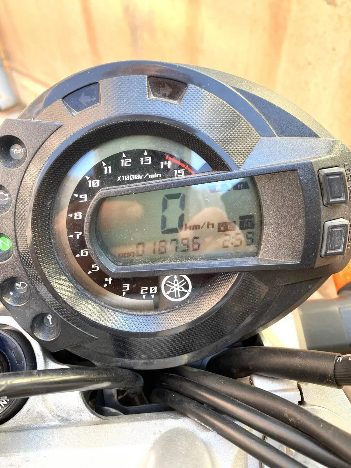 Yamaha FZ6 (2004 - 07) (7)