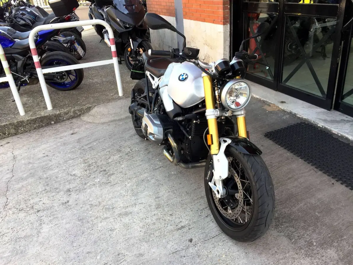 Bmw R nineT 1200 (2017 - 20) (2)