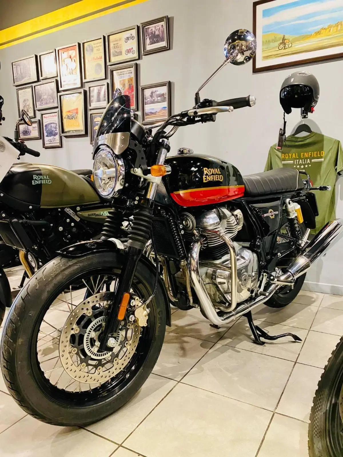 Royal Enfield Interceptor 650 (2021 - 26)