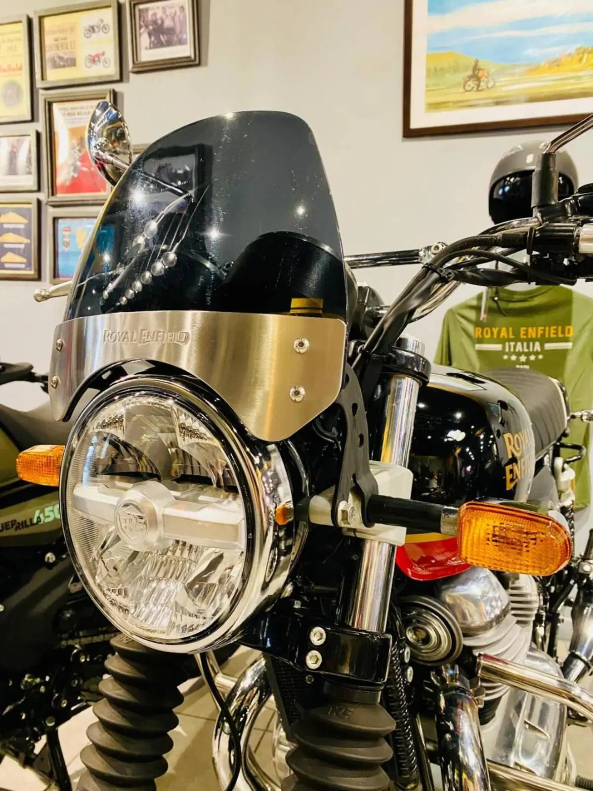 Royal Enfield Interceptor 650 (2021 - 26) (2)