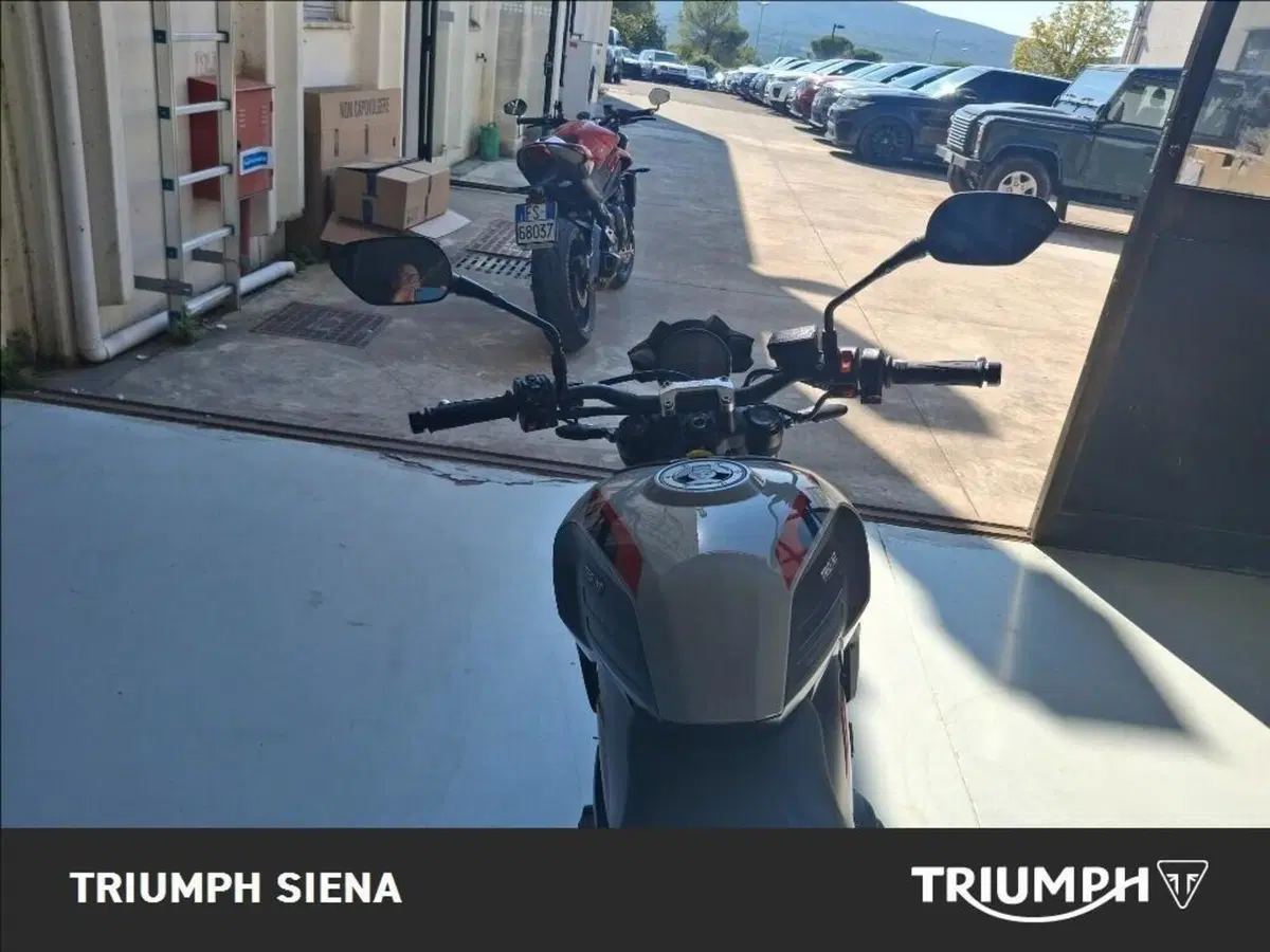 Triumph Trident 800 (2026) (3)