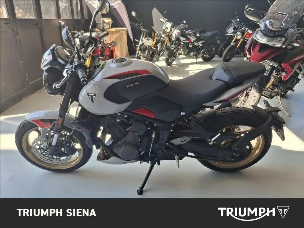 Triumph Trident 800 (2026)