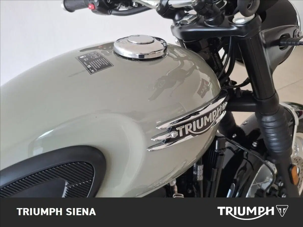 Triumph Bonneville T120 (2026) (2)