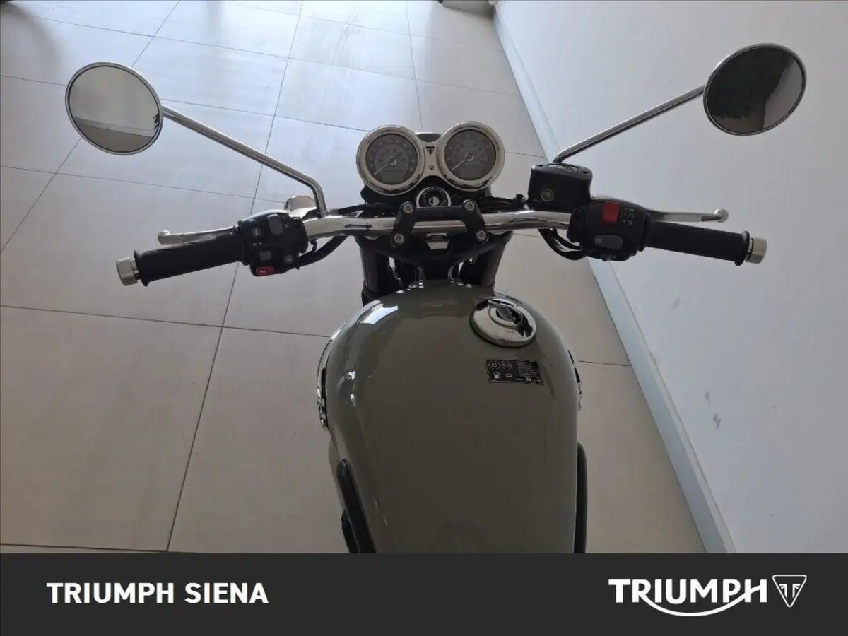Triumph Bonneville T120 (2026) (7)