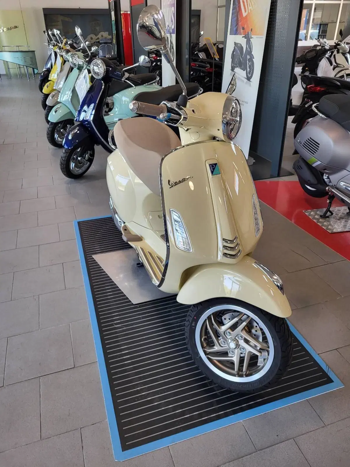 Vespa Primavera 125 S (2026)