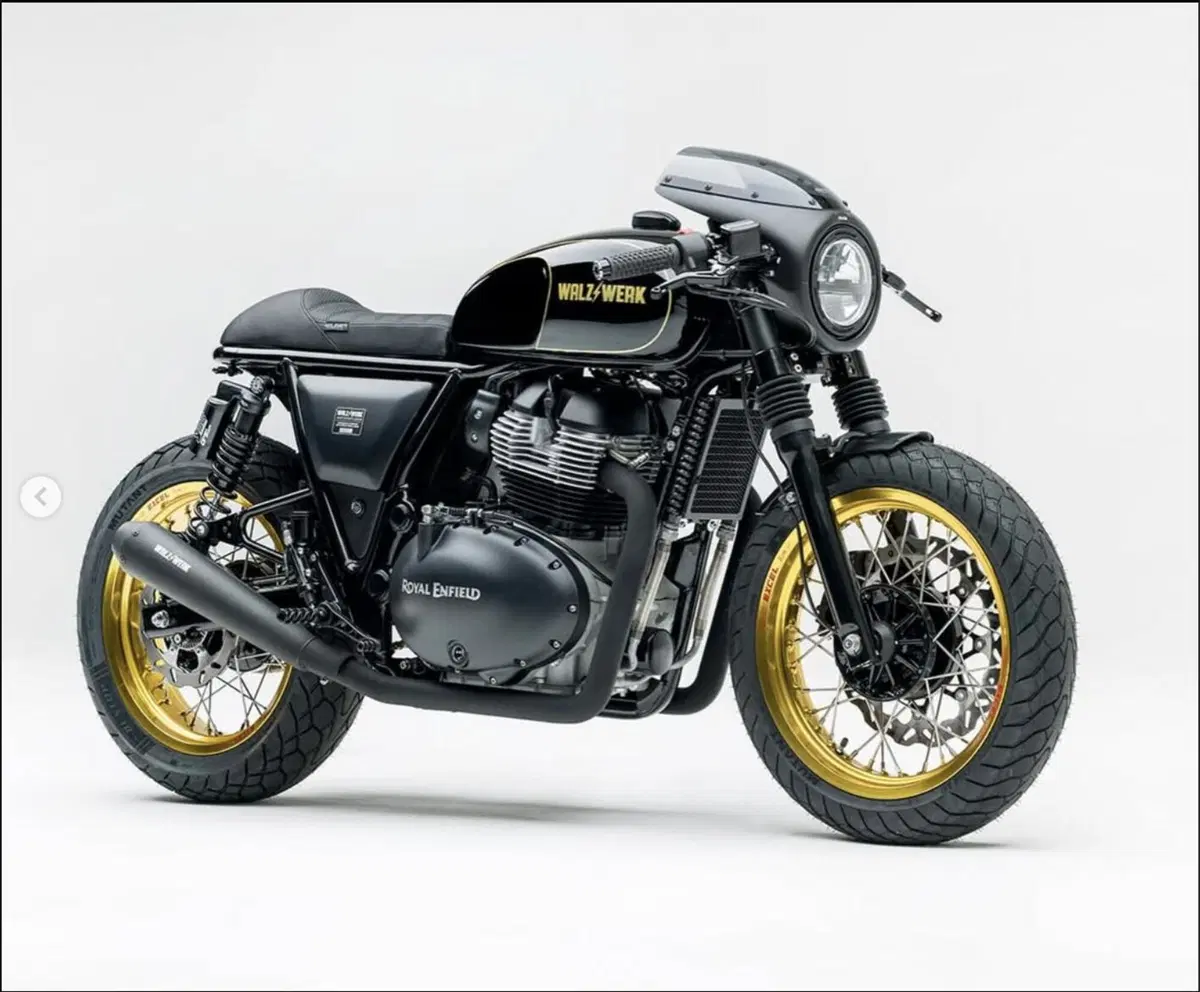 Il debutto di Markus Walz con Royal Enfield &egrave; una caf&egrave; racer nera e pura