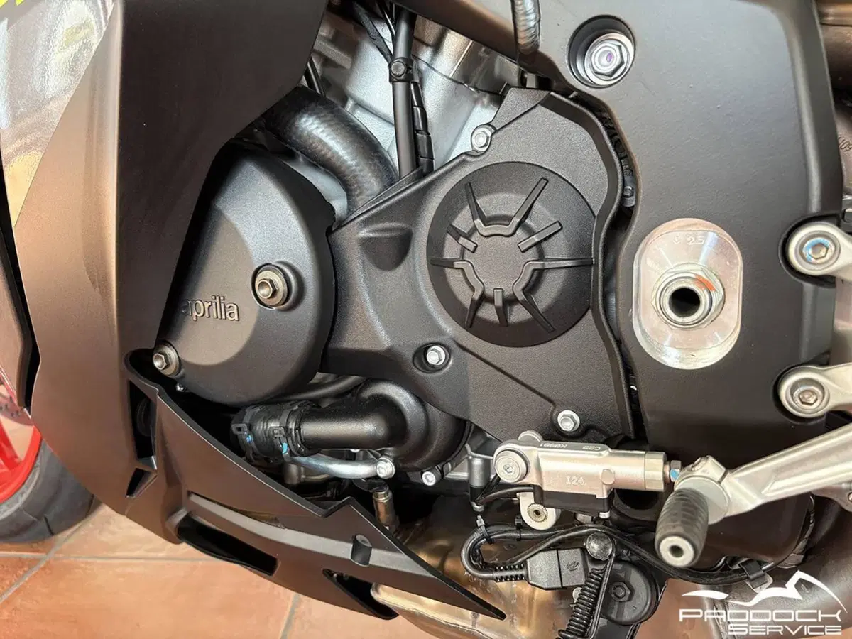 Aprilia RSV4 1100 (2025 - 26) (10)