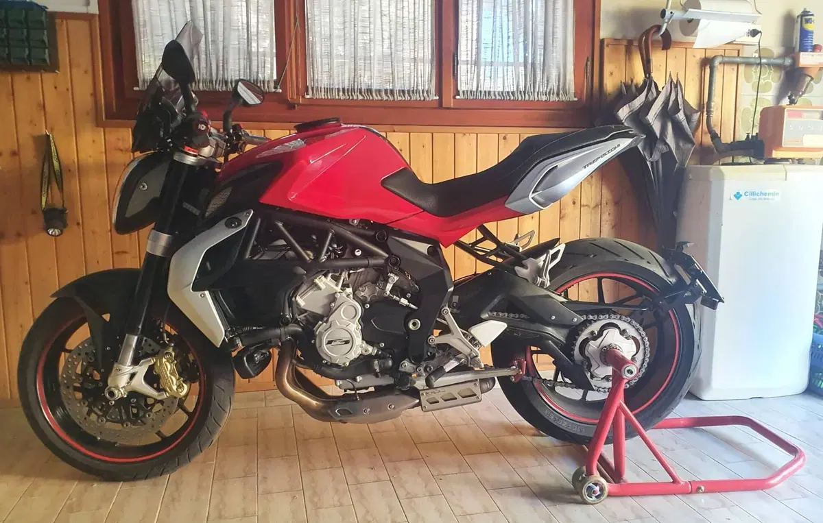 MV Agusta Brutale 675 EAS (2011 - 14) (3)