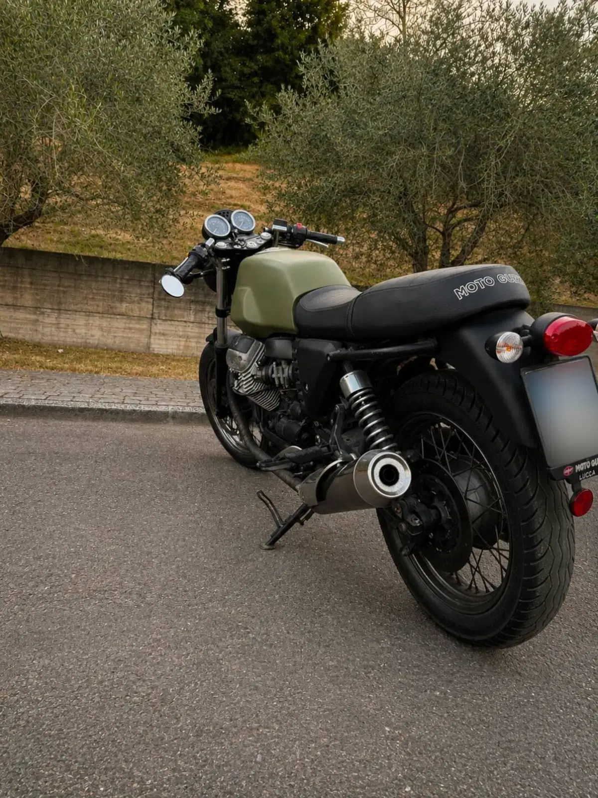 Moto Guzzi V7 Cafè Classic (2009 - 12) (6)