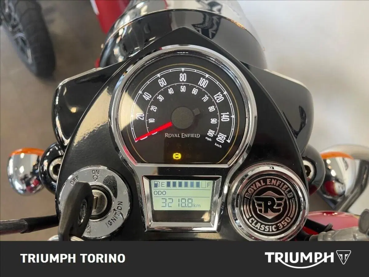 Royal Enfield Classic 350 (2021 - 26) (4)