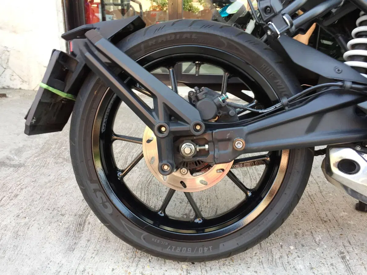 CFMOTO 300NK (2021 - 26) (14)
