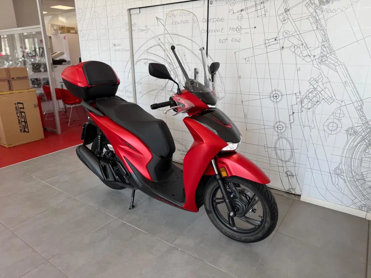 Honda SH 150 Sport (2026) (2)
