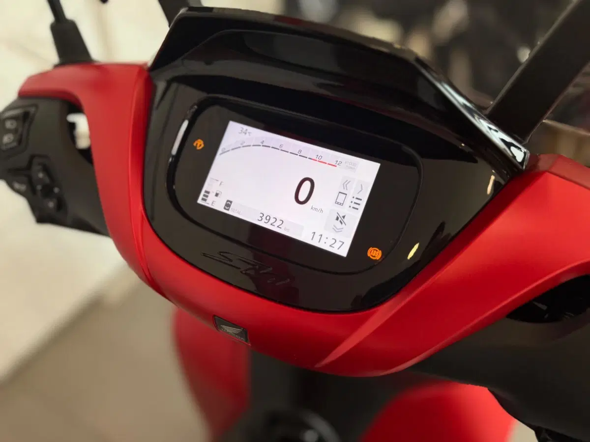 Honda SH 150 Sport (2026) (7)