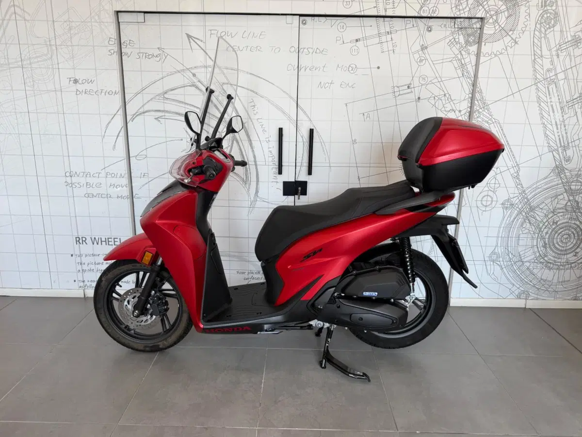 Honda SH 150 Sport (2026) (4)