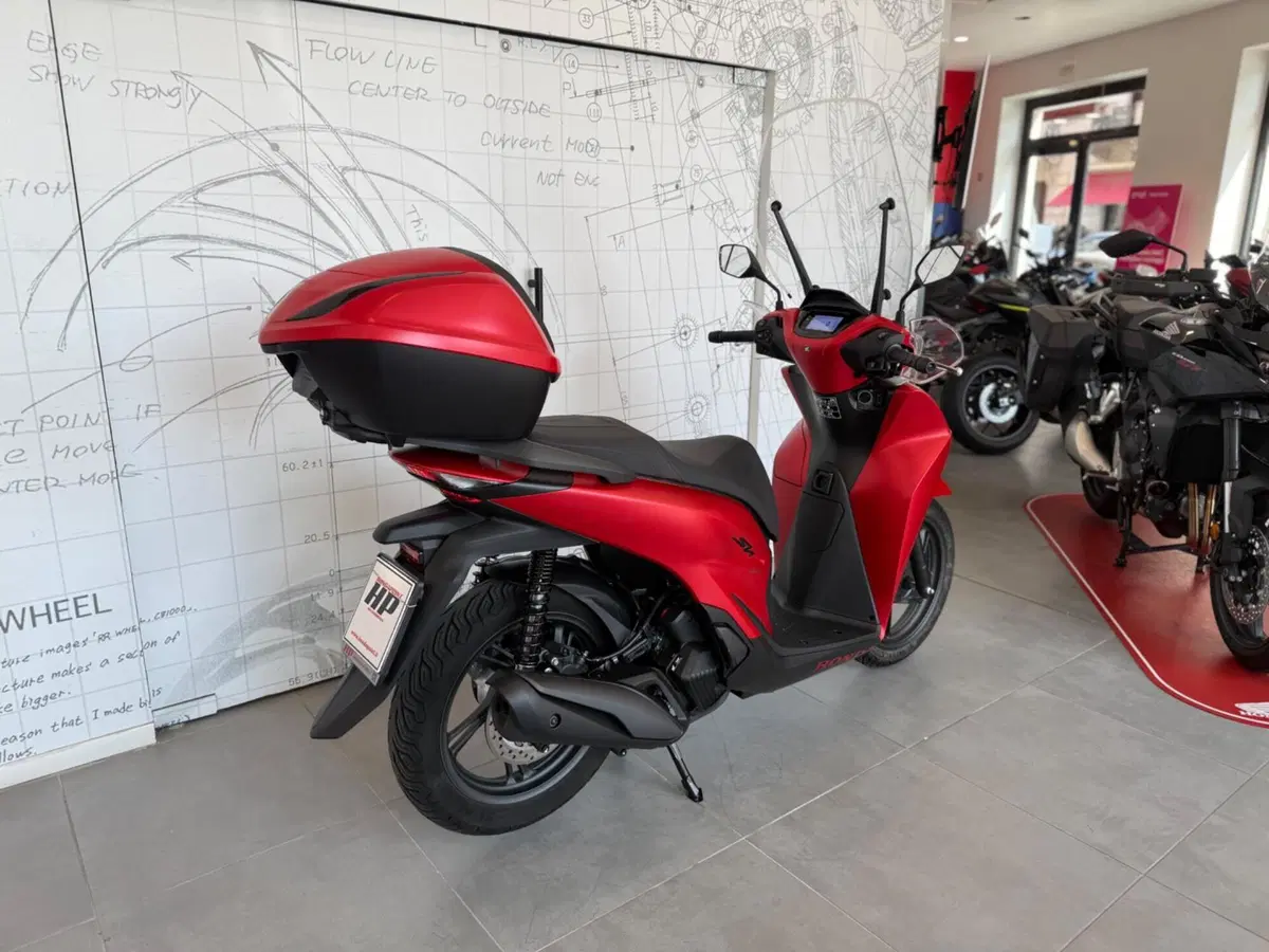 Honda SH 150 Sport (2026) (3)