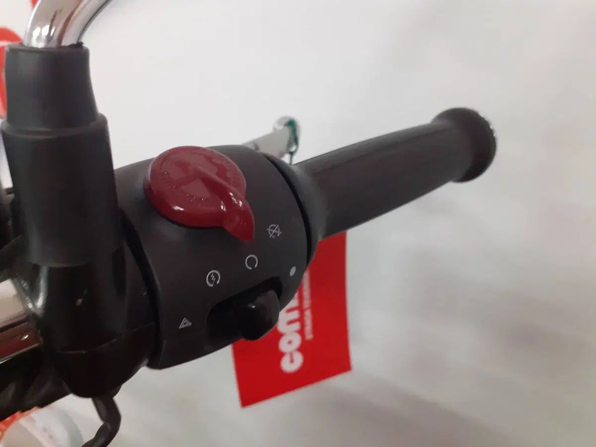 Royal Enfield Classic 350 (2021 - 26) (8)