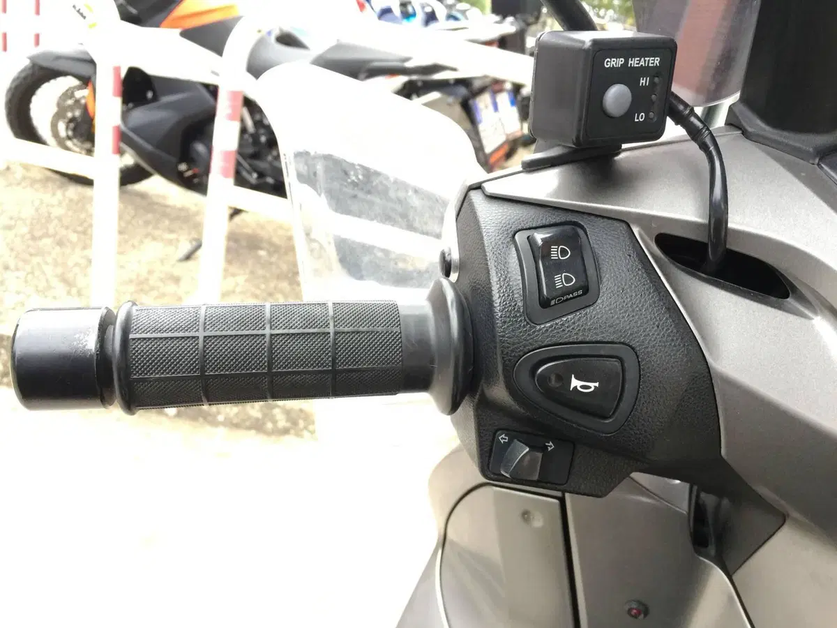Honda SH 300 i Sport ABS (2018 - 20) (10)