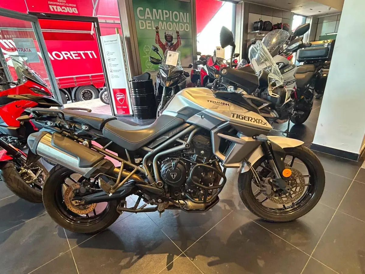 Triumph Tiger 800 XRx (2015 - 17) (4)