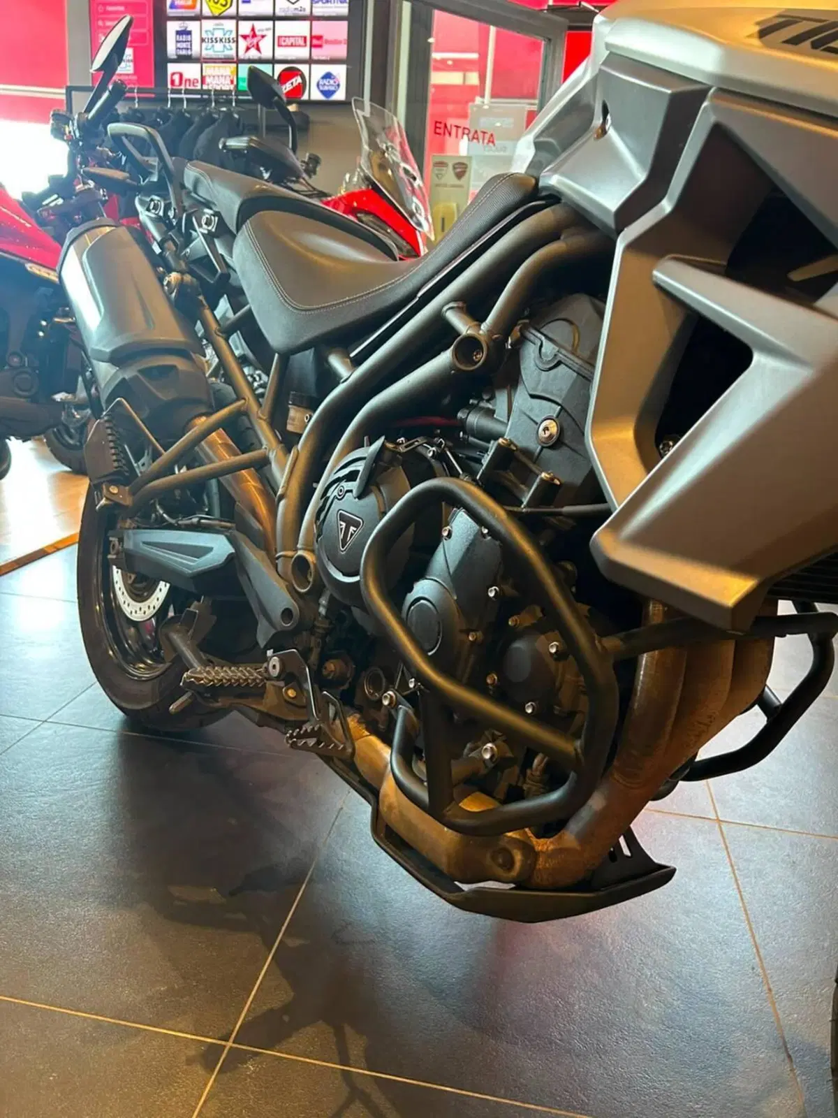 Triumph Tiger 800 XRx (2015 - 17) (16)