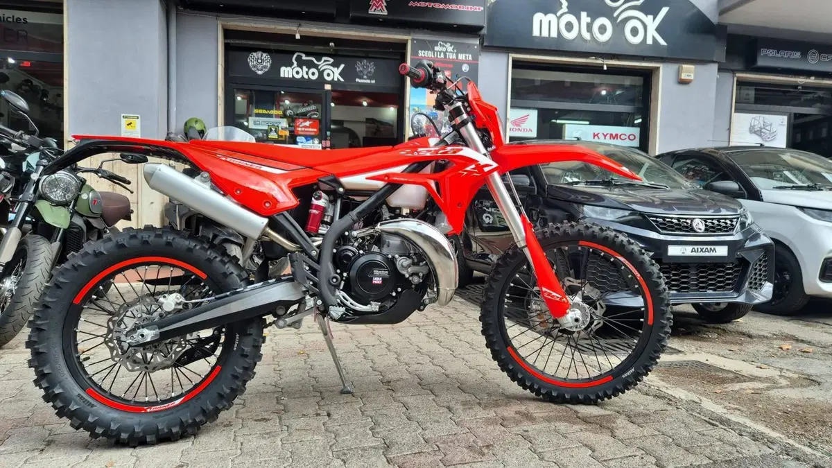 Betamotor Xtrainer 300 2T (2027)