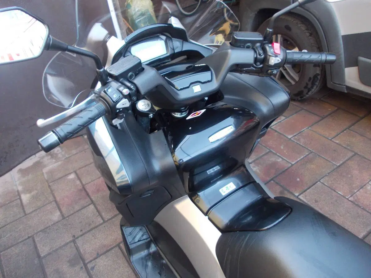 Honda Integra 700 (2011 - 13) (4)