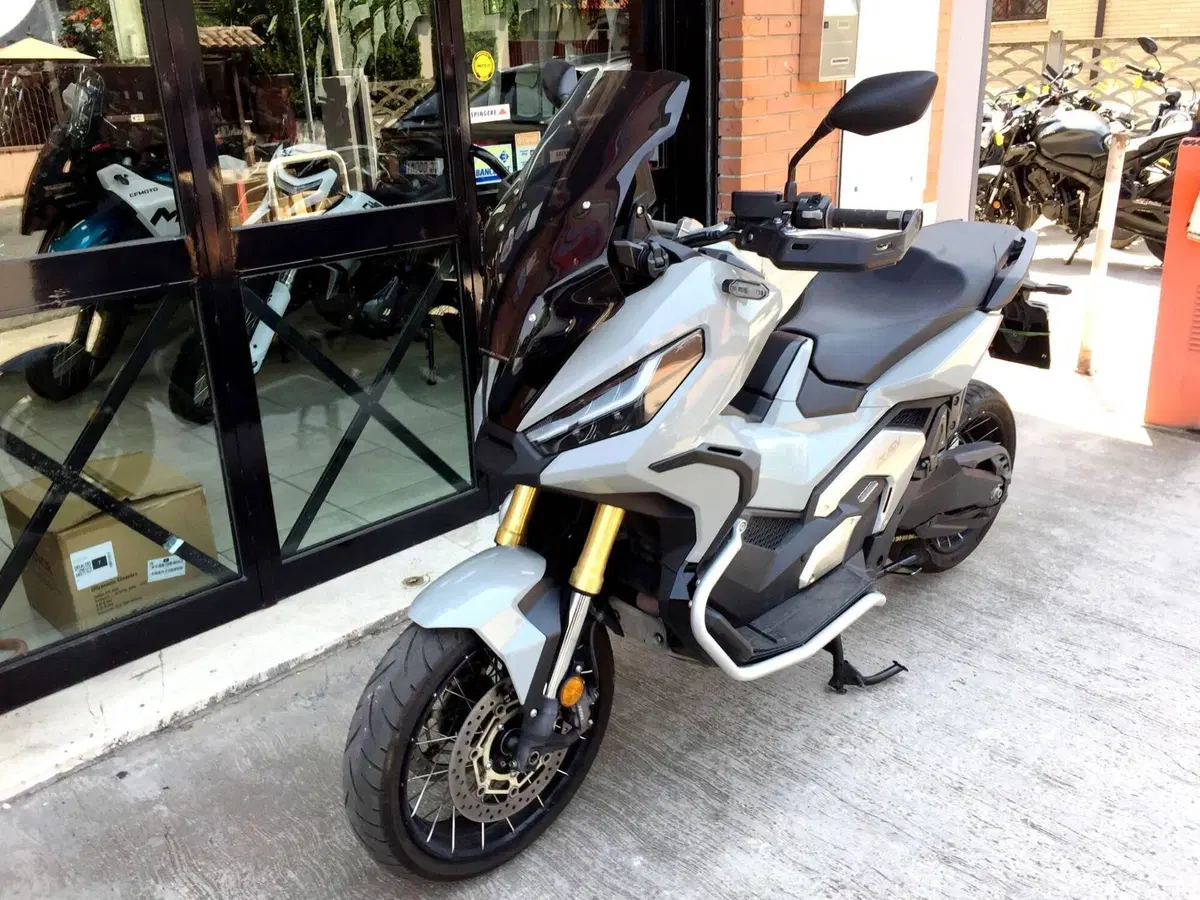 Honda X-ADV 750 DCT (2021 - 24) (4)