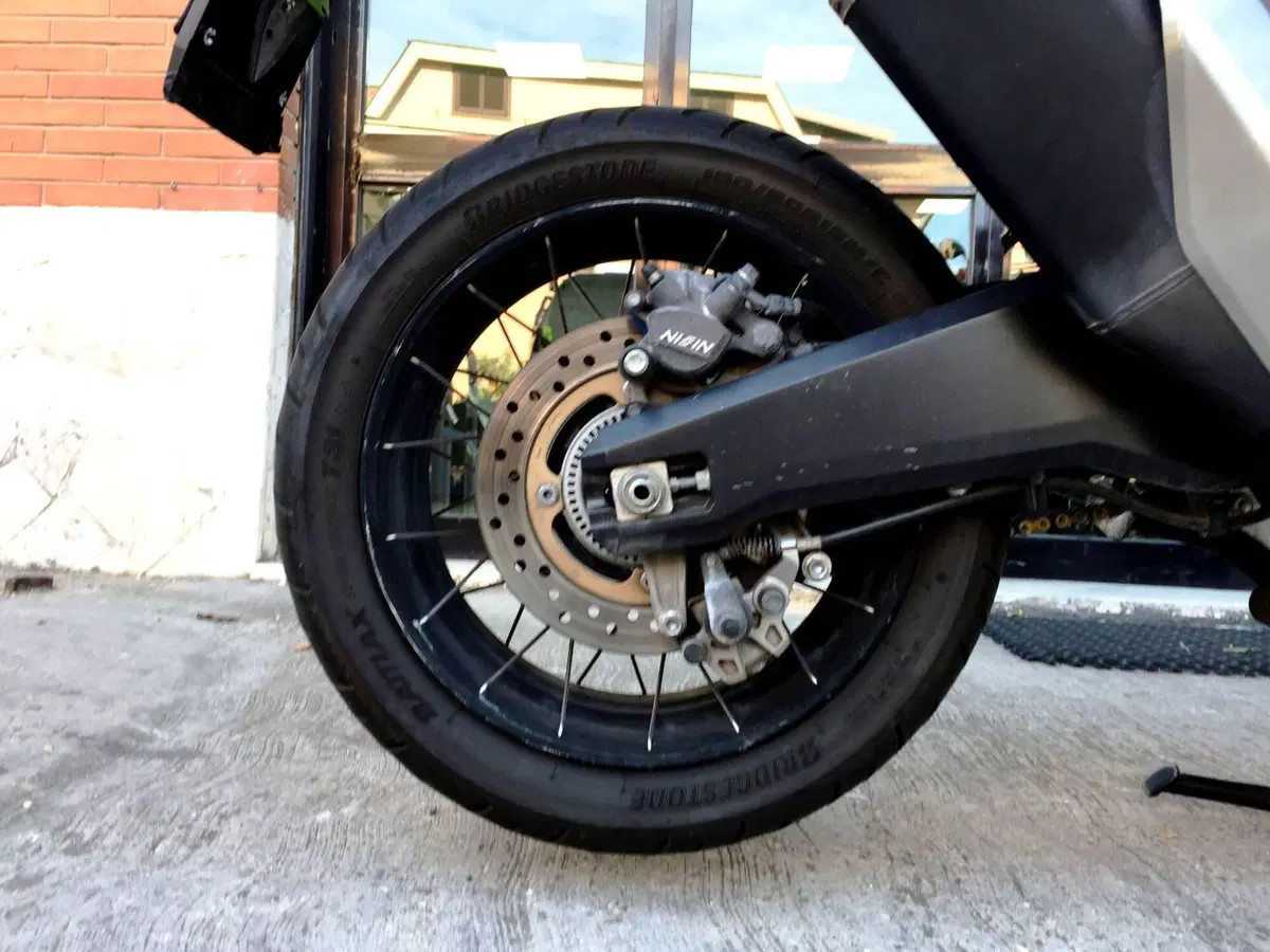 Honda X-ADV 750 DCT (2021 - 24) (14)