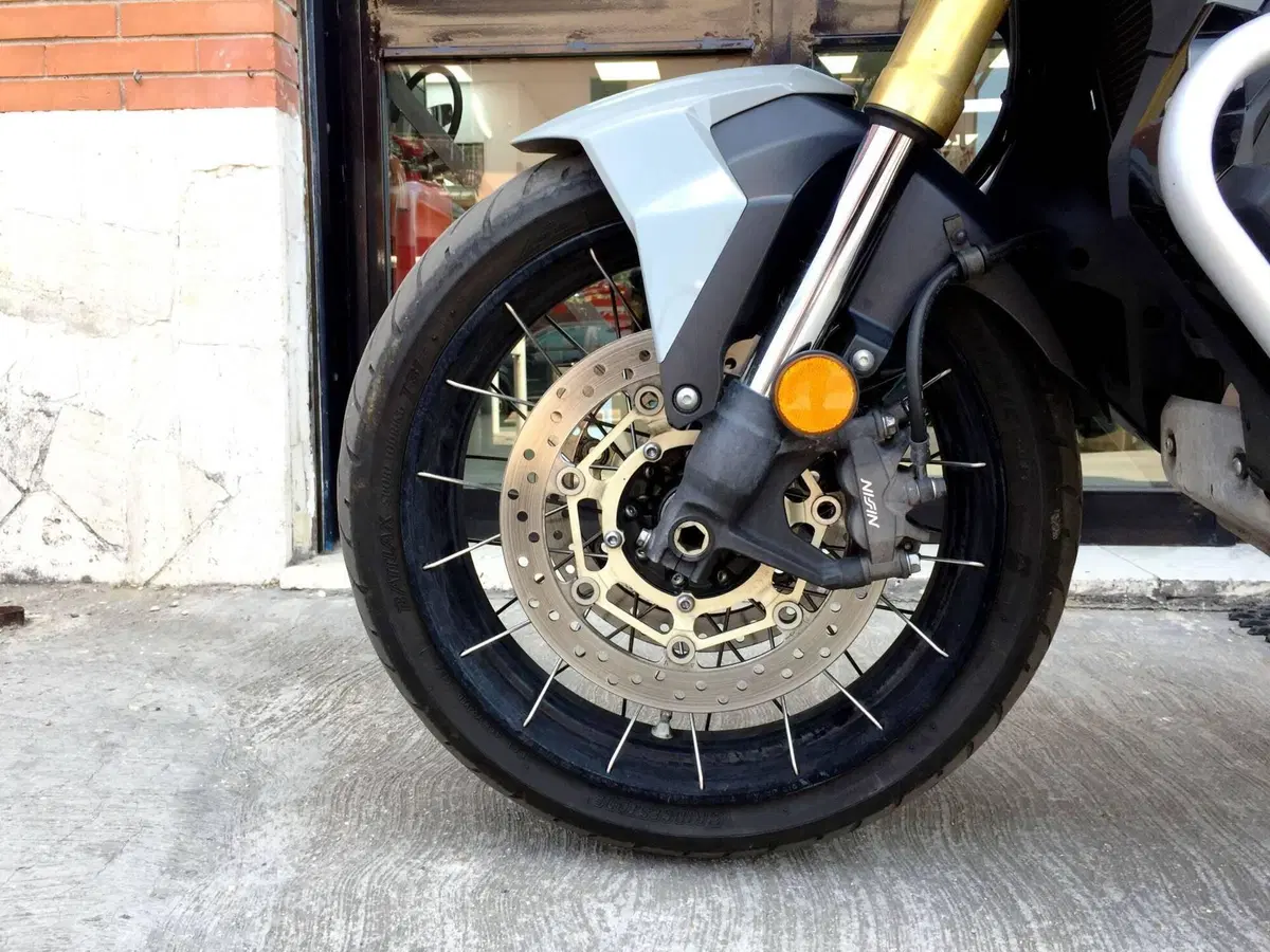 Honda X-ADV 750 DCT (2021 - 24) (17)