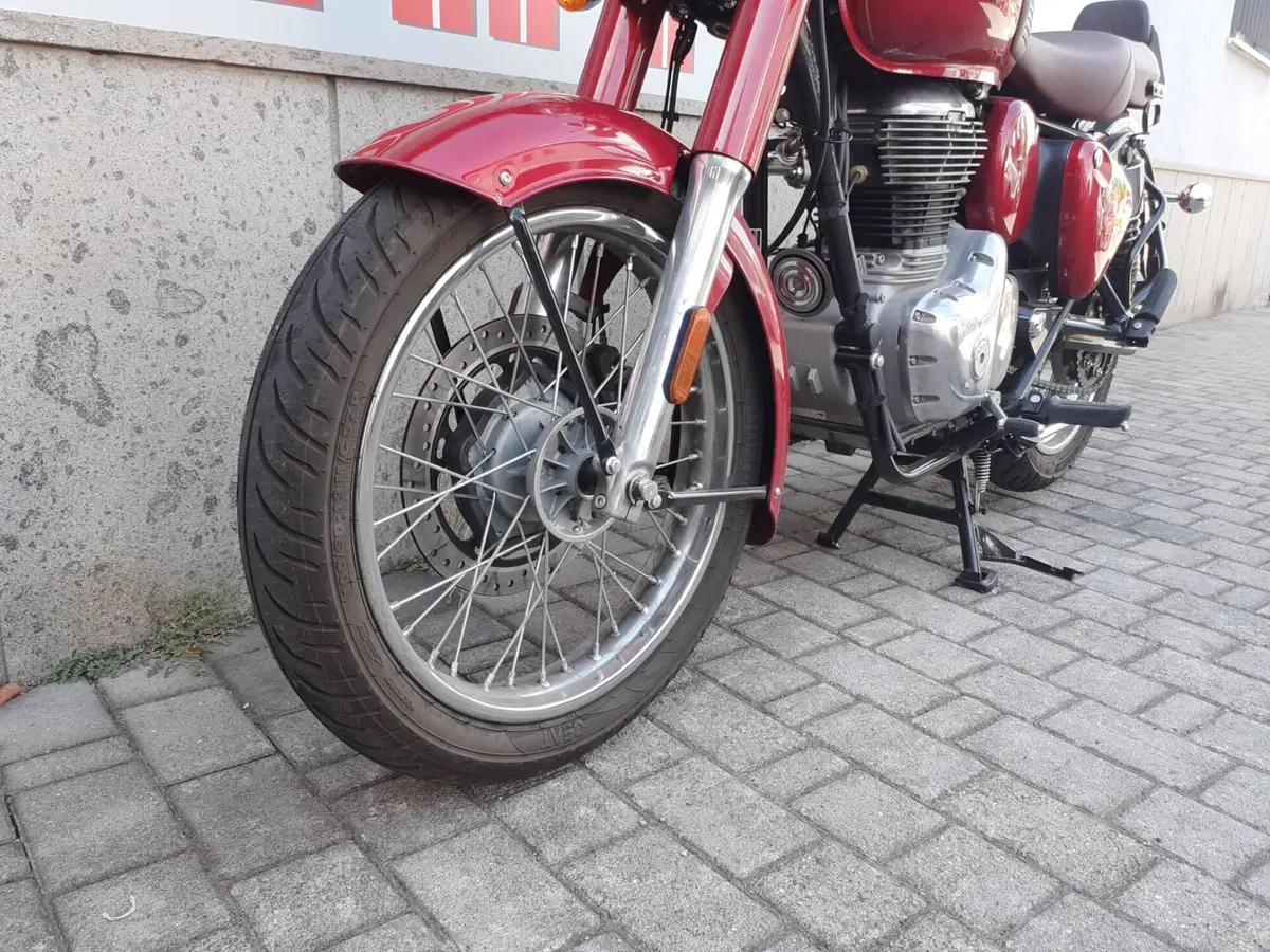 Royal Enfield Classic 350 (2021 - 26) (14)