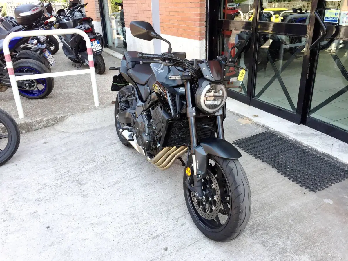 Honda CB 650 R (2021 - 23) (2)
