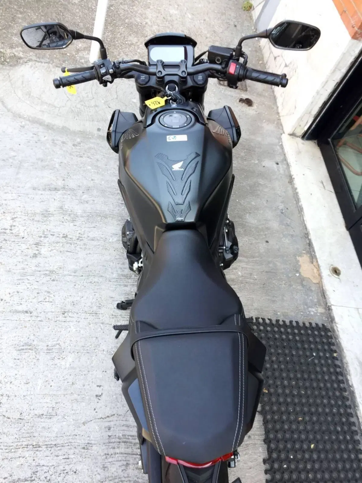 Honda CB 650 R (2021 - 23) (9)