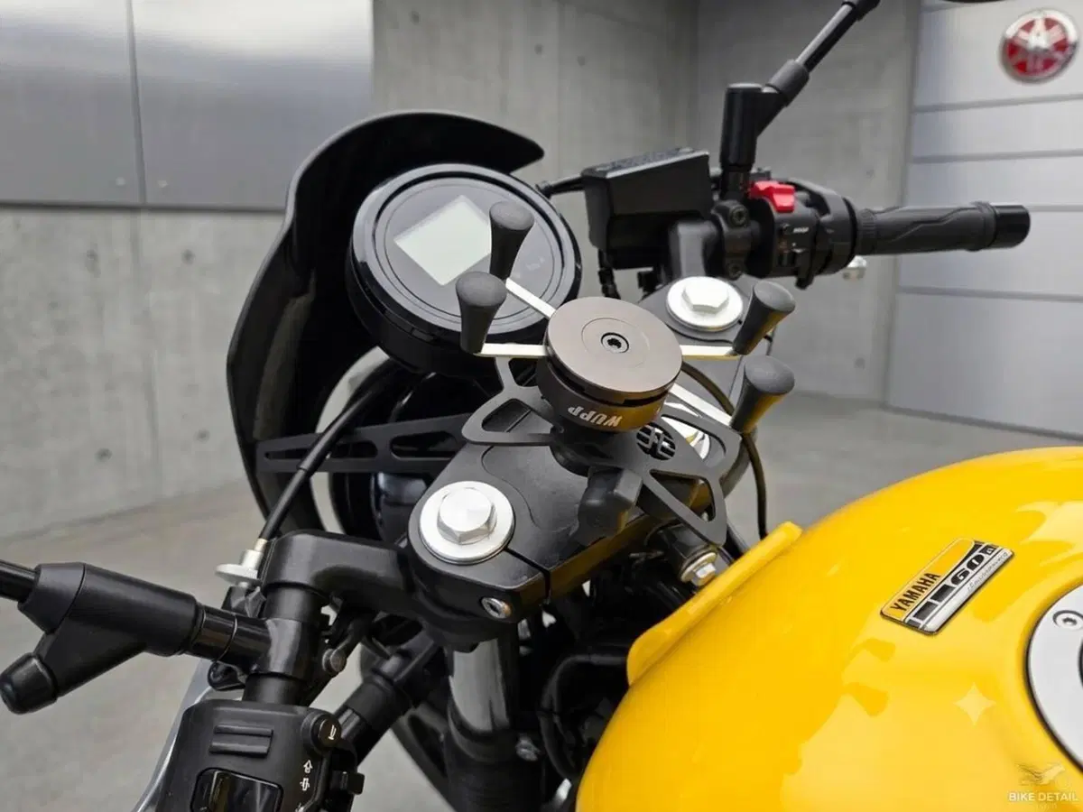 Yamaha XV 950 ABS Racer 60th Anniversary (2015 - 17) (5)