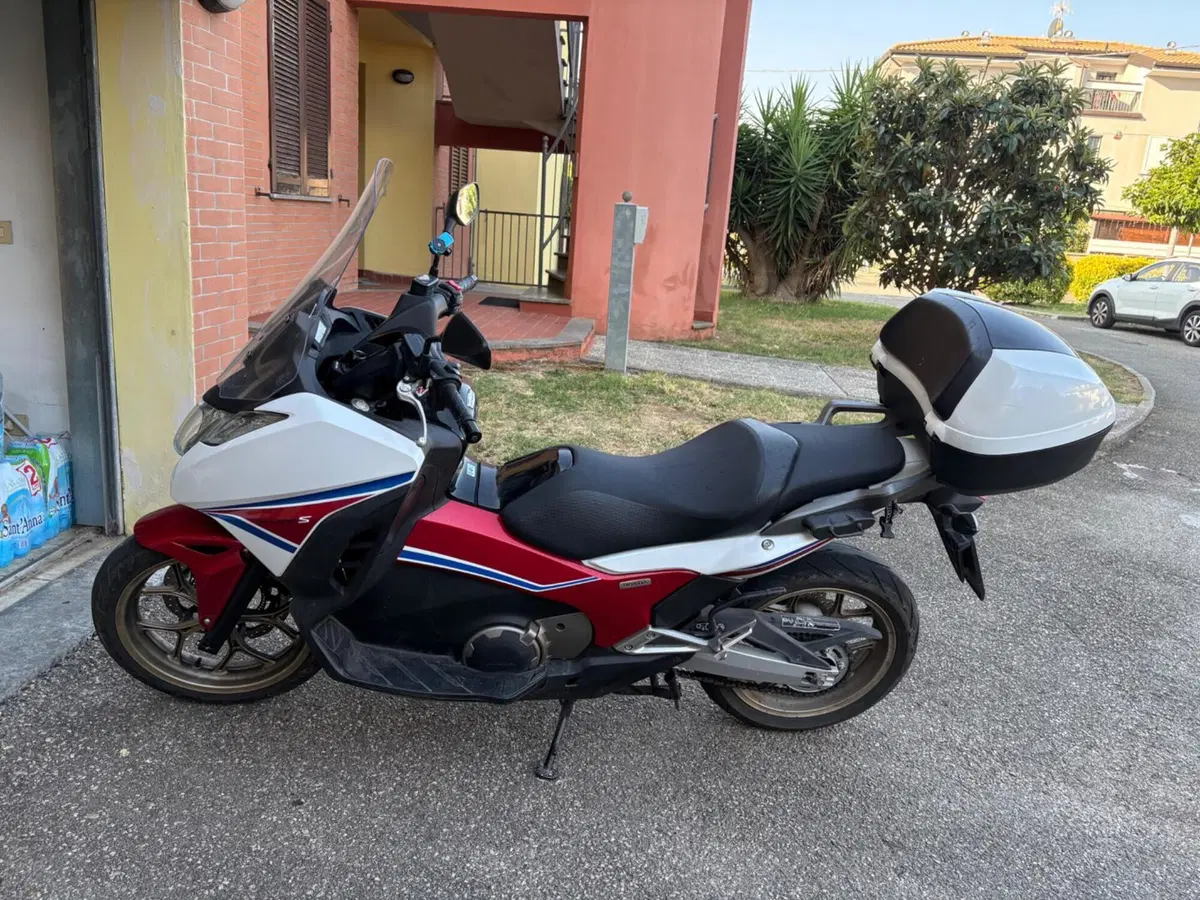 Honda Integra 750 DCT ABS (2014 - 15) (6)