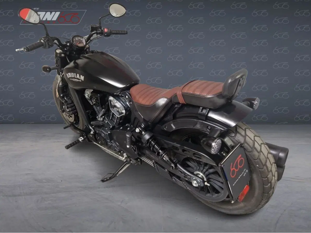 Indian Scout 1133 Bobber (2018 - 20) (4)