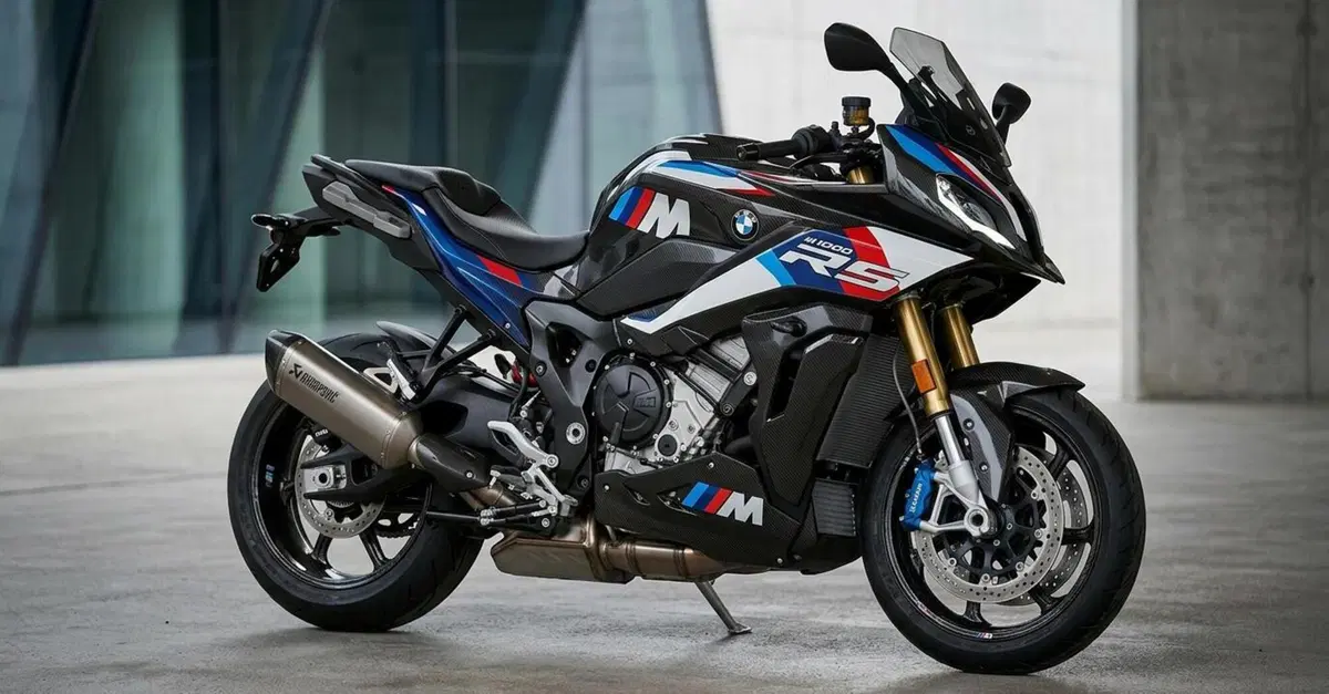 BMW M 1000 RS. A Monaco non scherzano: depositato il nome della sport touring da 200 cv