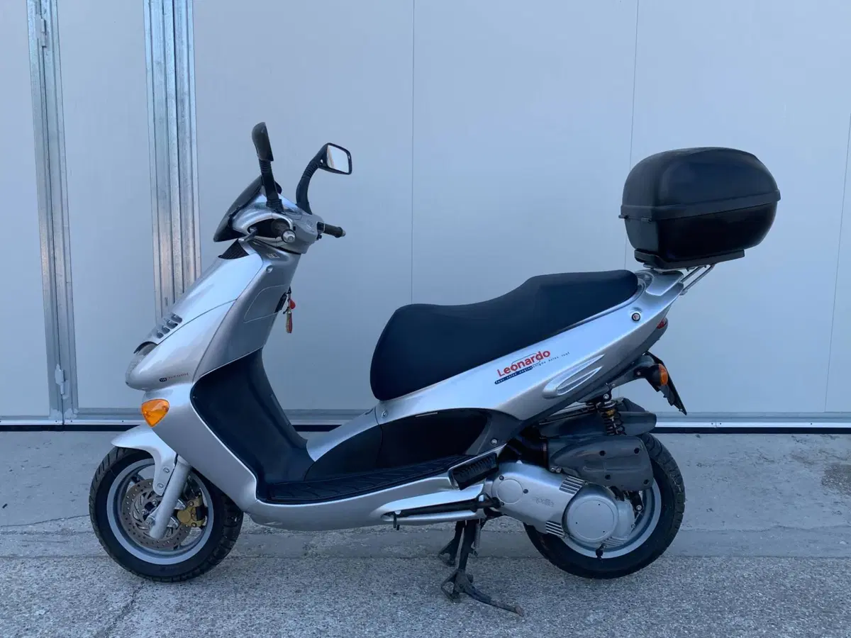 Aprilia Leonardo 150 (1997 - 02) (2)