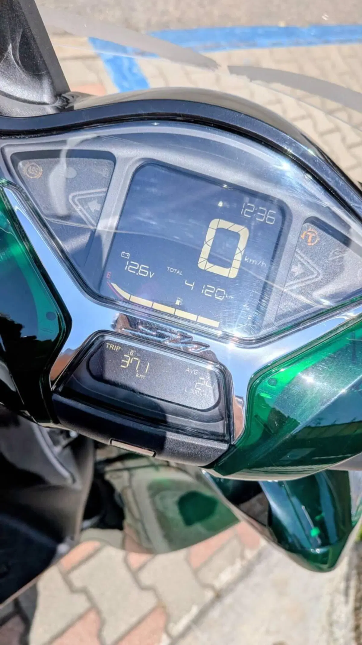 Honda SH 150i (2024 - 25) (4)