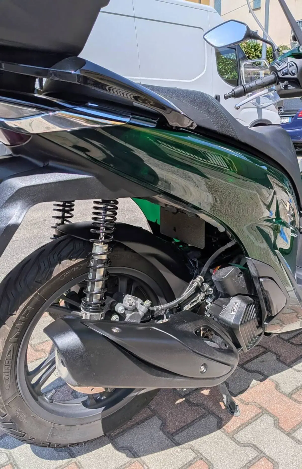 Honda SH 150i (2024 - 25) (7)