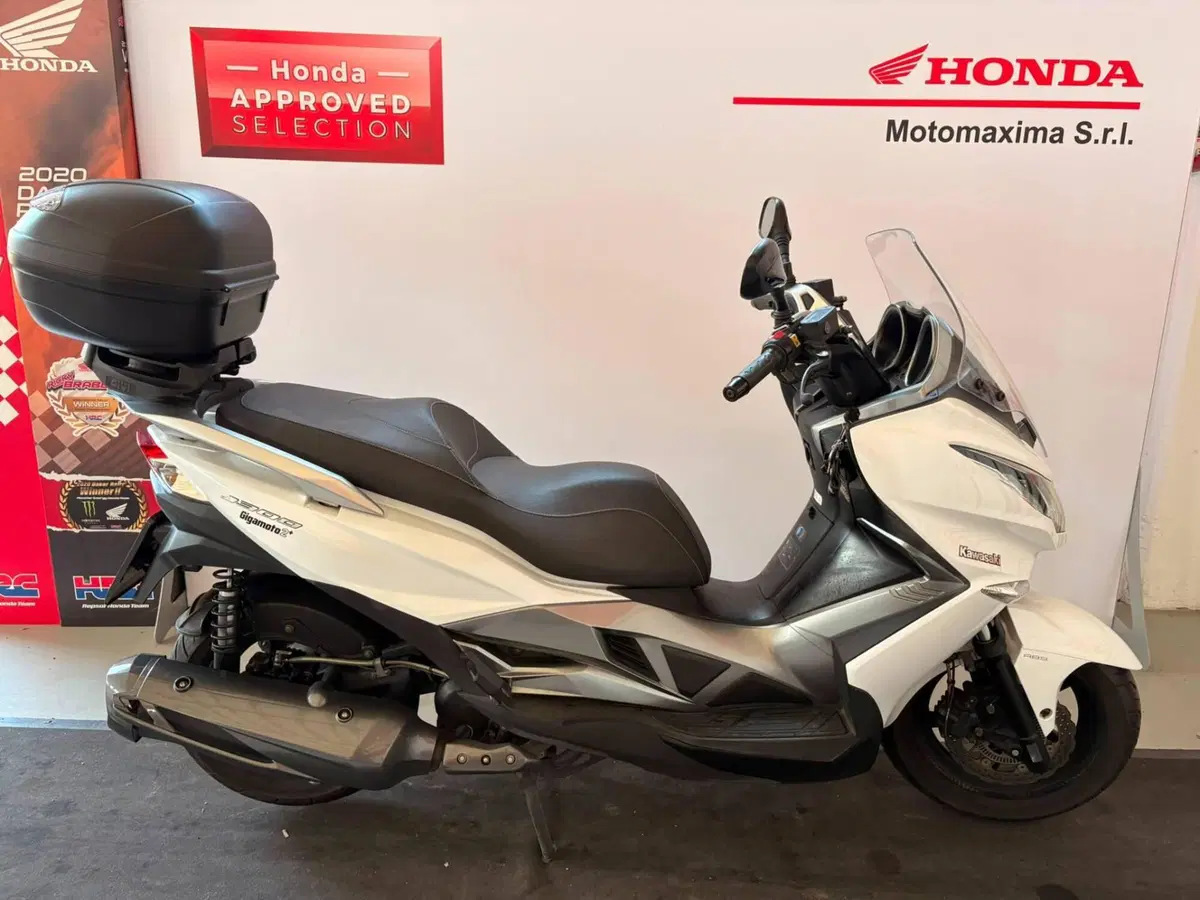 Kawasaki J 300 ABS (2014 - 16)