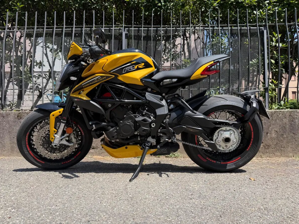 MV Agusta Dragster 800 RC SCS (2022 - 25) (3)