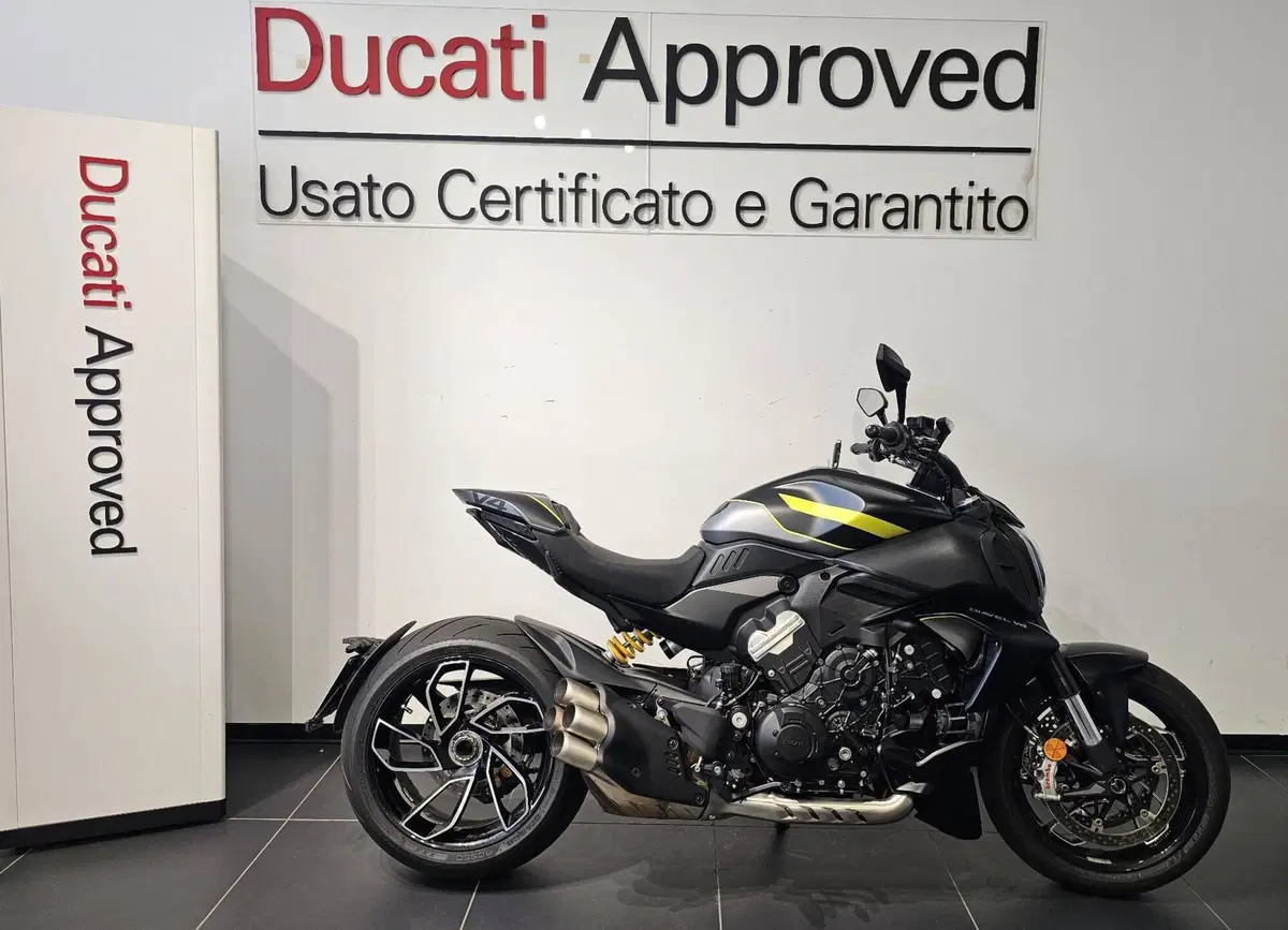 Ducati Diavel V4 (2023 - 26)
