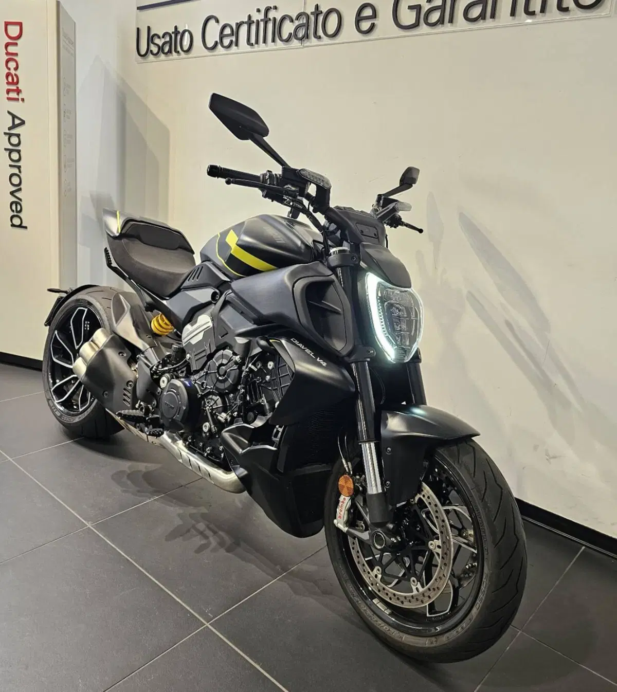 Ducati Diavel V4 (2023 - 26) (3)