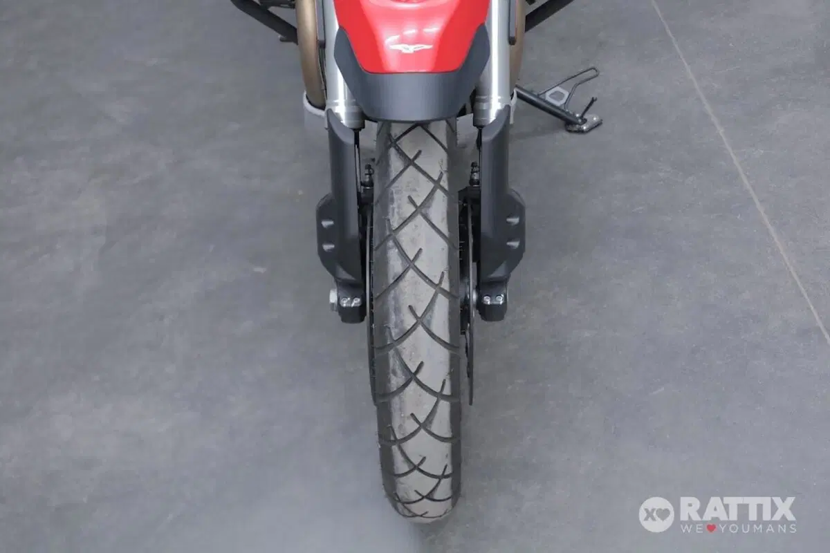 Moto Guzzi V85 TT (2021 - 23) (10)