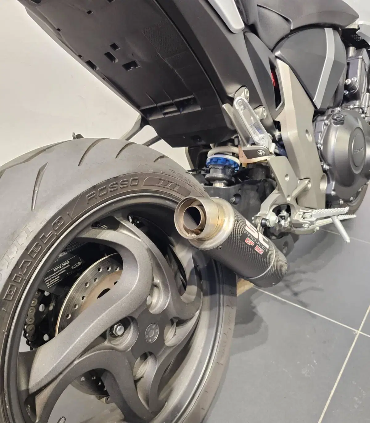 Honda CB 1000 R (2008 - 10) (6)