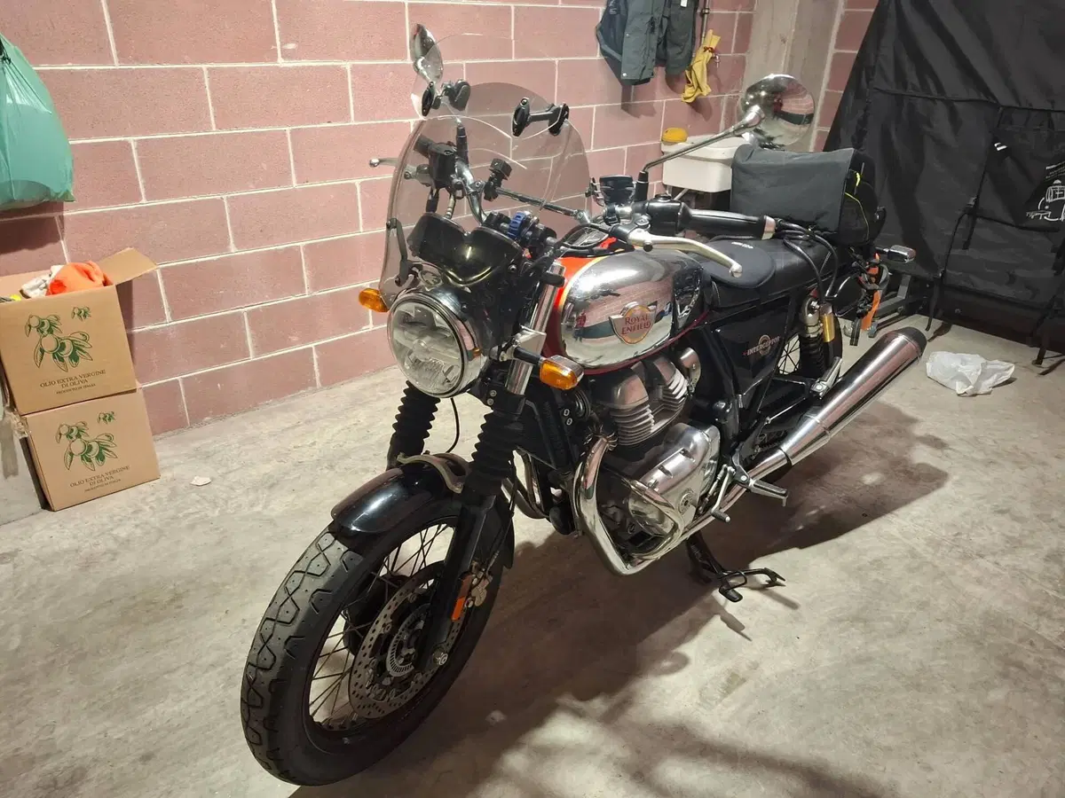 Royal Enfield Interceptor 650 (2021 - 26) (6)