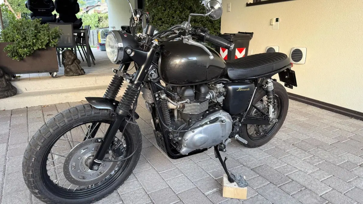 Triumph Bonneville (2007 - 16) (17)
