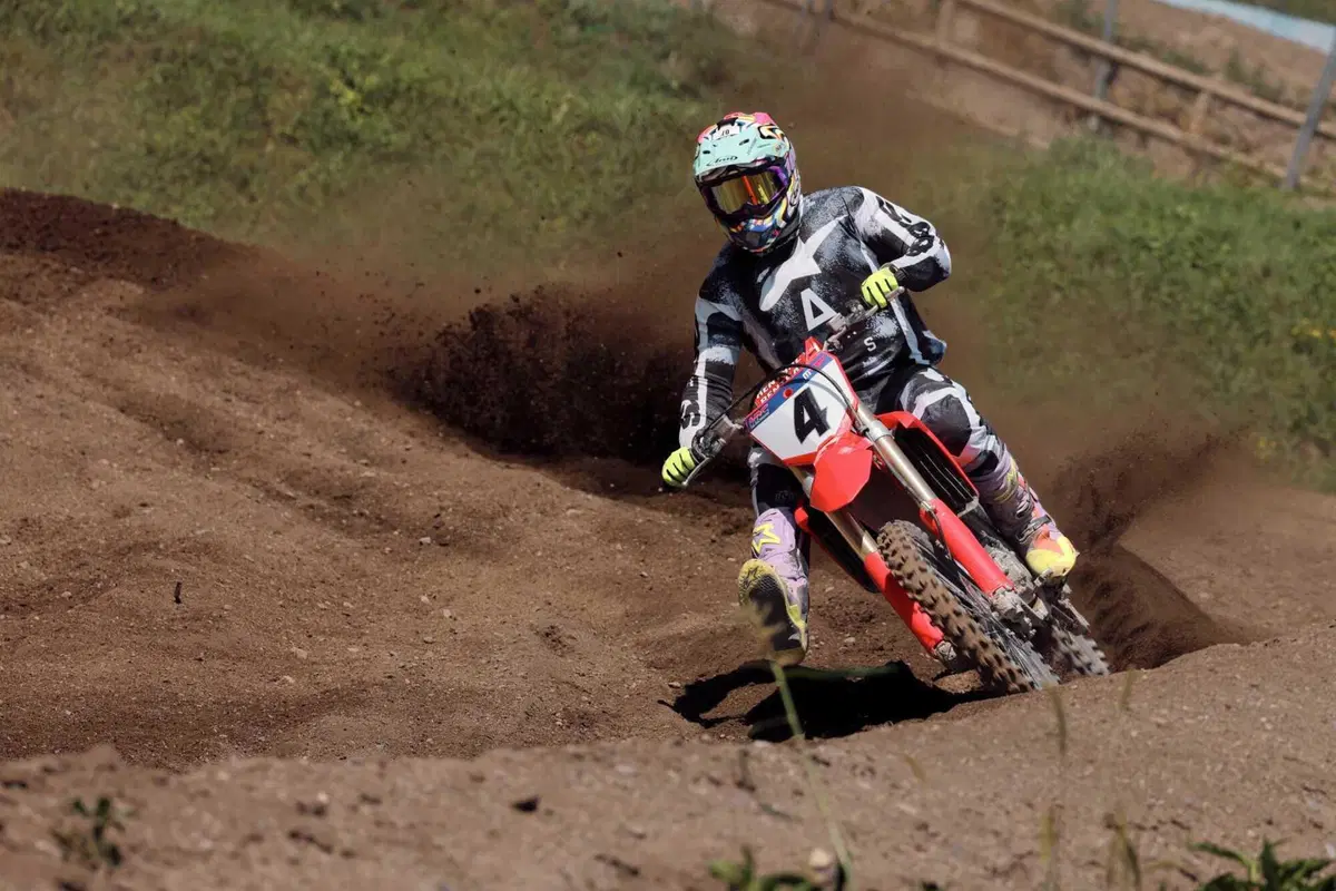 Honda CRF 450R 2027: c'è una nuova regina nel mondo off road? [VIDEO e GALLERY]] (6)